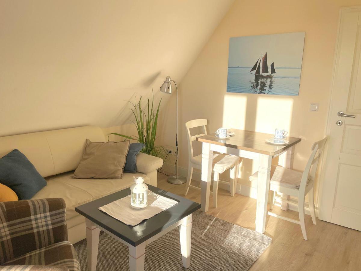 Ferienwohnungen Im Haus Boree Prerow Exterior foto